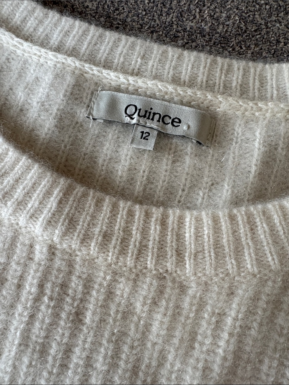 QUINCE Girls 100% Cashmere Ribbed Crewneck Sweater Size 12 - Picture 2 of 3